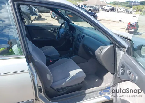 1997 Subaru Legacy L/Postal Right-Hand Drive из США, поврежденный, VIN 4S3BK4351V7325630